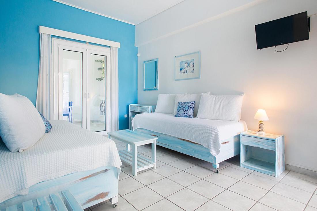 غزيلوكاسترون Daphne'S Club Hotel Apartments المظهر الخارجي الصورة