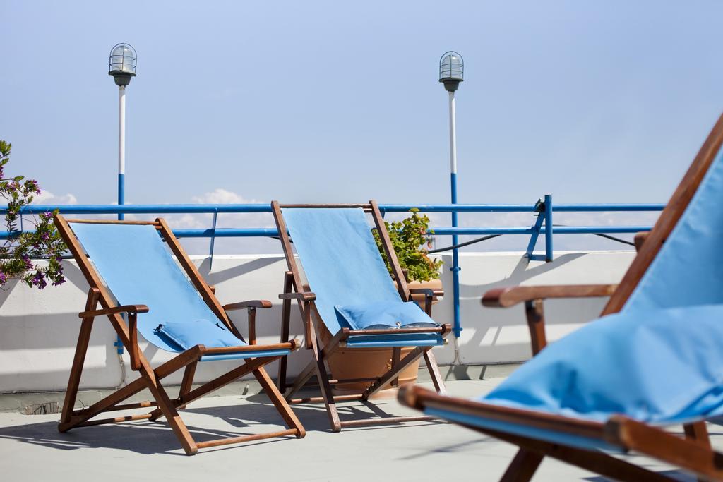 غزيلوكاسترون Daphne'S Club Hotel Apartments المظهر الخارجي الصورة